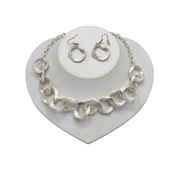 Silvertone Statement Circular Geometric Necklace and Dangling Pierced Earrings S - Picture 6 of 6